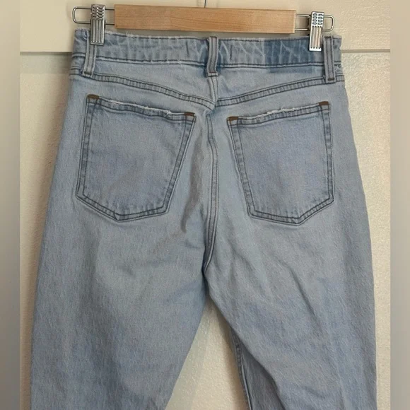 Abercrombie & Fitch The Mom High Rise Curve Love Jeans Size 27 Light Wash - Picture 6 of 10